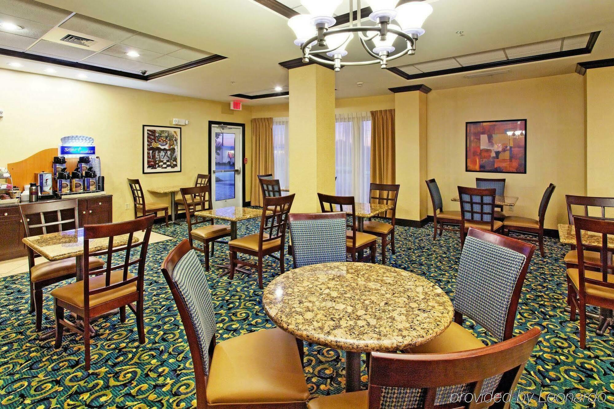 Holiday Inn Express & Suites Cookeville By Ihg Restoran gambar